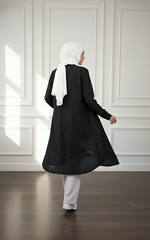 Load image into Gallery viewer, Linea black shirt
